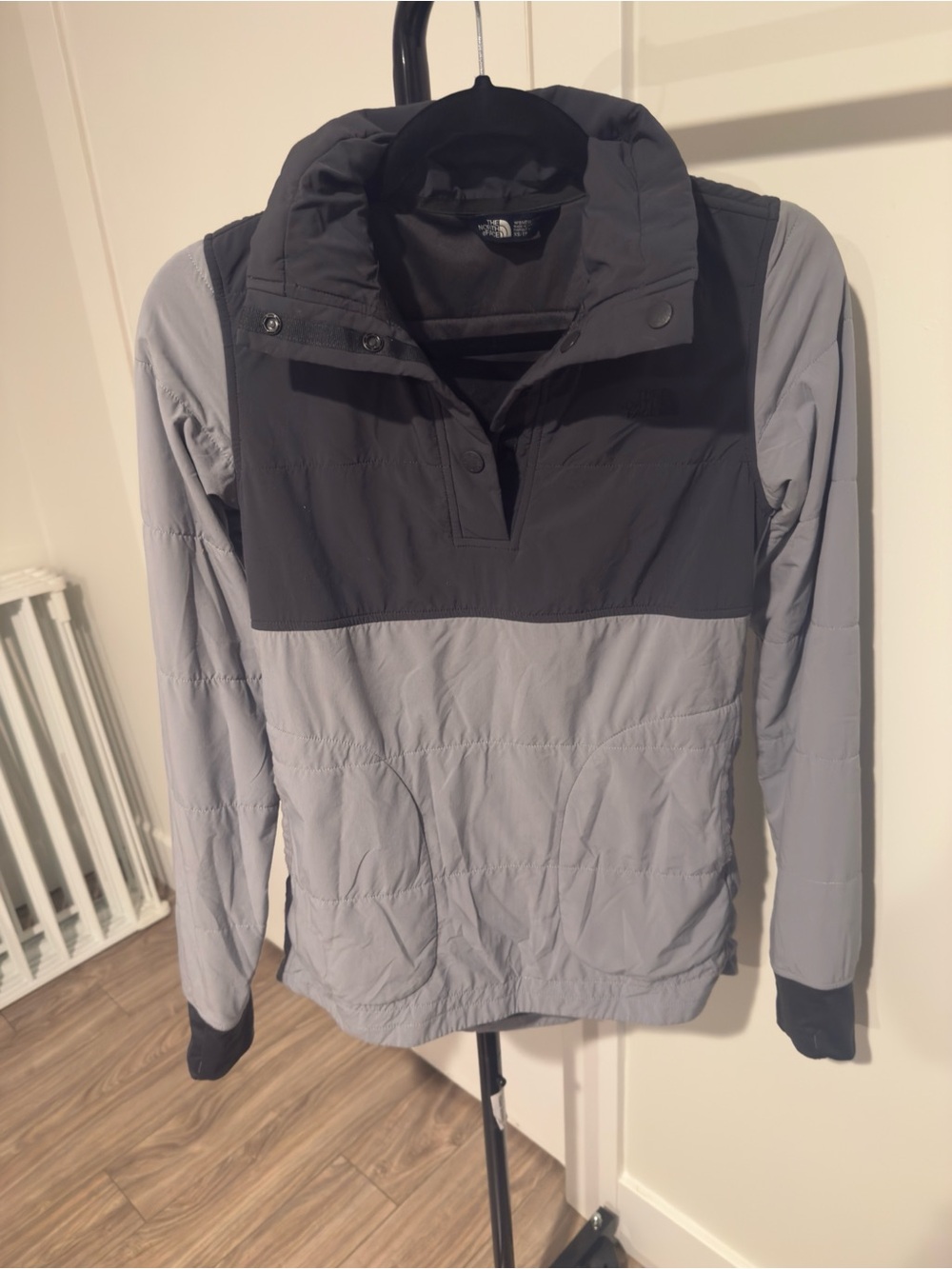 The North Face Women's Two-Tone Gray and Charcoal Pullover